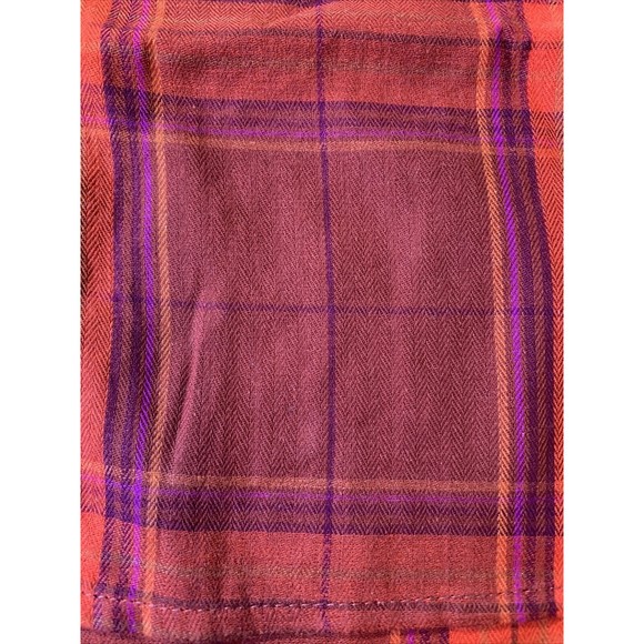 Women’s Ava & Viv Plaid Long Sleeve Collared Button-Down top red plaid X, 1020 - Picture 9 of 10